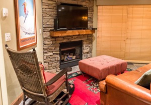 Deer Valley Condo Across Hwy from Jordanelle Gondola