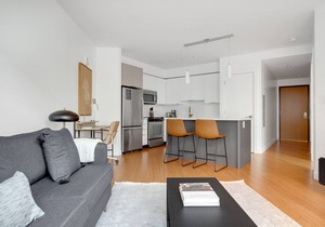 Deluxe Downtown 1BR w/Gym & W/D, near South Station, by Blueground