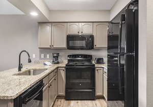 Deluxe Lake Condo with Lock-off Access Studio - Indian Point (U1105AB)