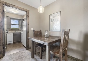 Deluxe Lake Condo with Lock-off Access Studio - Indian Point (U1105AB)