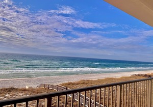 Directly on the Gulf! Beautiful view from your private deck!