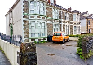 Double Room in Gorgeous Georgian house in Filton