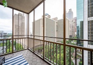 Downtown! 24h Concierge! Private Balcony! 11K