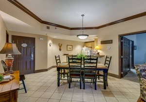 Downtown condo with free attraction tickets, pool/hot tub, & fitness room