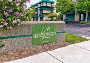Downtown Waterfront! Cozy Space in the heart of Grand Haven!