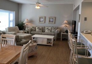 DR 1405 - Beautiful oceanfront condo with tennis, pool and easy beach access