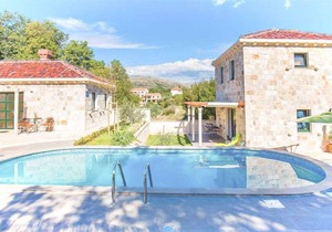 Dubrovnik Country Chalets with pool and privacy