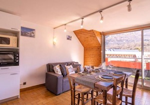 Duplex 6 personnes, quartier thermal Saint-Lary, proche télécabine, calme, Pyrénées - FR-1-296-377