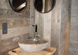 Duplex apartment 11 persons in a chalet, in the center of the village, wifi