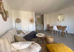 Duplex Bord de Mer avec Terrasse et Parking Privé à Cavalière, Le Lavandou - FR-1-308-137