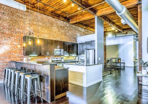 DWTN Penthouse Loft★Balcony★Pets Welcome★Parking