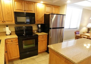 Eagle's Nest Beach Resort. Gorgeous Two bedroom. Reserve Now!