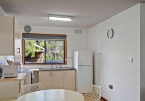 Eastern Beach Unit 2