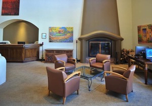 Easy Access to Popular Attractions, Pink Jeep Tours, Hiking