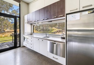 Ecocrackenback 14 'Sustainable chalet close to the slopes.'