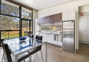 Ecocrackenback 14 'Sustainable chalet close to the slopes.'