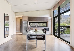 Ecocrackenback 15 'Sustainable chalet close to the slopes.'