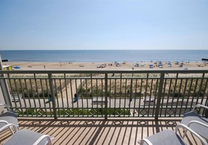 Edgewater House - Ocean Front Units With Spectacular Views!