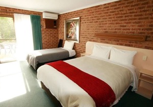 Eildon Parkview Motor Inn. Room 12