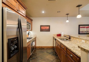 EL5110 | Private Hot Tub | 4 Pools | Winter Shuttle | Close to Skiing