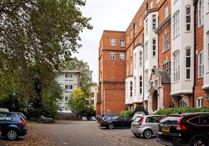 Elegant 1-Bed apt in Period Building near Oval