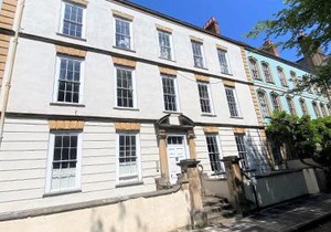 Elegant Georgian apartment near Clifton Village