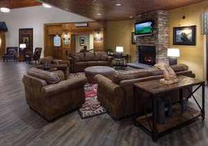 Enjoy the Convenient Airport Shuttle, Indoor Pool, Onsite Bar & Restaurant