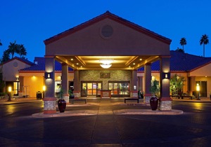 Escape to Luxury at Desert Club Resort - Your Ultimate Desert Oasis Awaits