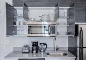 Exquisite South Loop 1BR nr L & Grant Park, by Blueground