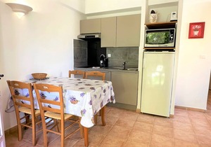 F2 Air-conditioned apartment for 2 to 4 people