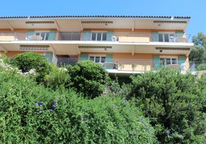 F2 with sea view for 4 people 13