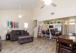 Family Escape | Heated Pool, Playground & Spacious Stay