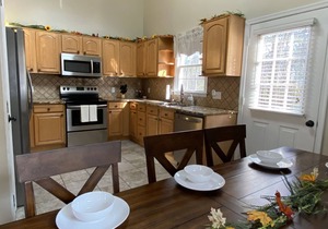 Family fun at Misty Mountain Retreat! Fire Pit! Game Room! Close 2 Waterpark!