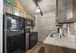 Family Lakefront Cabin Only Minutes from SDC! - Indian Point (C14)