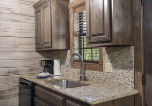 Family Lakefront Cabin Only Minutes from SDC! - Indian Point (C14)