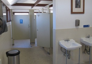 Family retreat with access to LI Sound