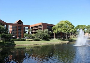 Fantastic Find! 2 Great Units, Near Epcot, Golf