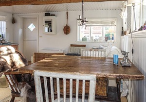 Fantastically inviting vacation home in the cozy listed area near the harbor.