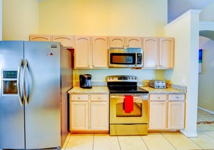 Fascinating Lake View with private pool and game-room, near Disney!