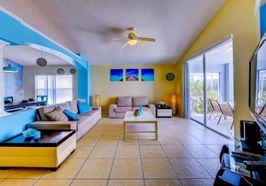Fascinating Lake View With Private Pool And Game-Room, Near Disney!