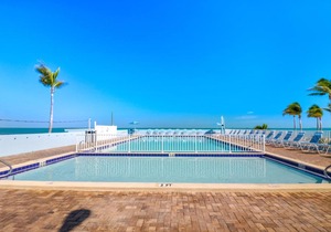 Fiesta Key RV Resort Waterfront Cottage 37