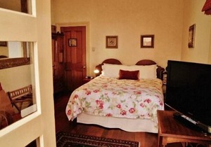 Fire Station Inn - 1 bedroom spa suite (Loggia)
