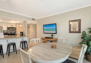 Firethorn 232 - 2 Bedroom Condo with Private Beach with lounge chairs & umbrella provided, 2 Poo.