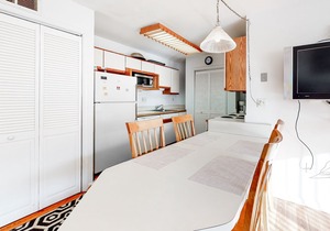 First-Floor Condo w/Private Patio, W/D, A/C, Shared Pools & Tennis & Racquetball