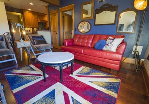 Fisher Bros flats 201