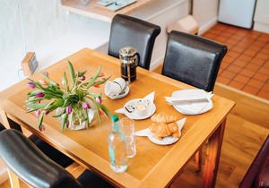 Flemish Cottage - UK6720