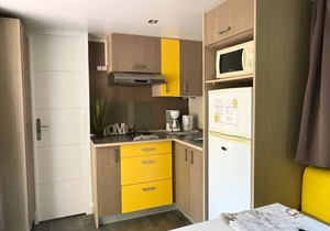 Flower Camping Le Tiradou * - Mobil-Home Standard Hergo 30m2 (2 bedrooms) + 2 bathrooms + Terrace 9m2 4 people