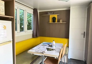 Flower Camping Le Tiradou * - Mobil-Home Standard Hergo 30m2 (2 bedrooms) + 2 bathrooms + Terrace 9m2 4 people