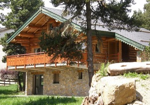 FONT ROMEU/PYRENEES2000 CHALET CLASS 4 * STARS ON 1200 m2 MAGNIFICENT VIEW