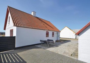 Four-Bedroom Holiday Home In Frostrup